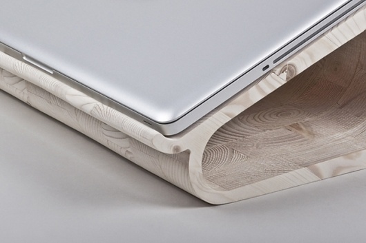 Wooden Laptop Stand, By Dopludo Collective › Vornino #wood #laptop #stand #mac