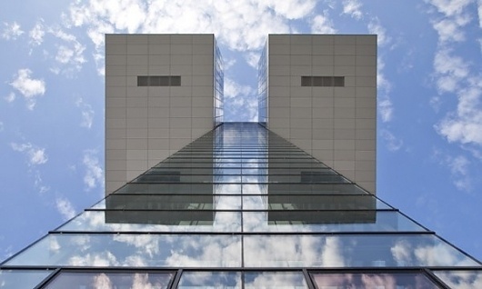 Anna Aaron - Düsseldorf - Architekturfotografen | german-architects.com #dsseldorf #aaron #anna #archtekturfotografie