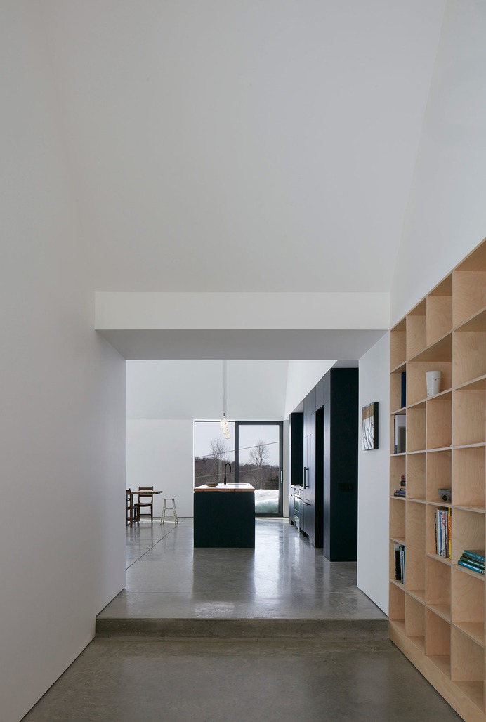 Hatley House by Pelletier de Fontenay