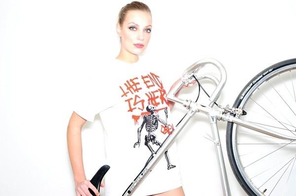 http://www.sickymagazine.com/l-a-woman/ #fashion #fabrizio #photography #raschetti