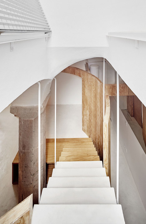 Vaulted basemen apartment Barcelona | Raul Sanchez