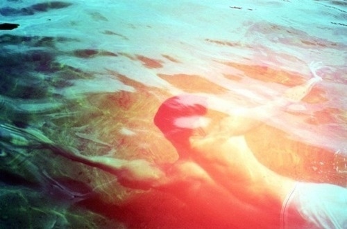 tumblr_lclz84RIjn1qbabgro1_500.jpg (500×331) #fashion #photography #film