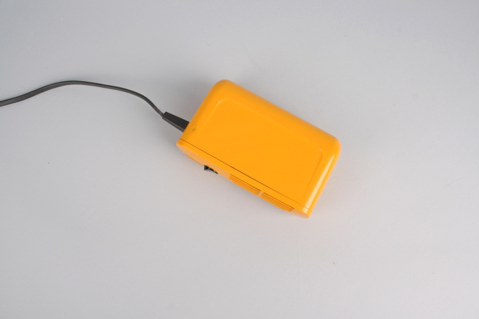 original-vintage-braun-feohn-hair-dryer-yellow-dieter-rams-design-classic-only-once-shop-4.jpg (1500×1000)