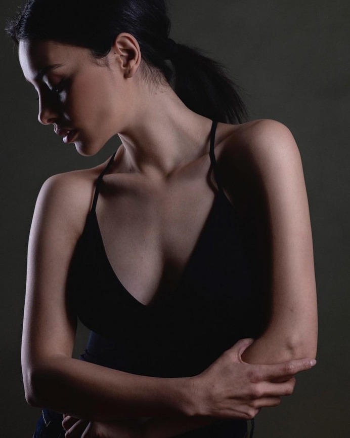Vibrant Fashion and Performance Photography by Muhsin Akgun