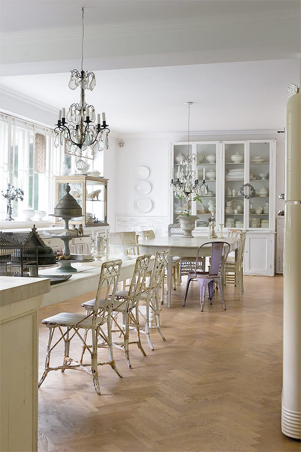 Stilren funkisvilla med en insida vi faktiskt aldrig hade väntat oss - Sköna hem #interior #design #decor #deco #decoration
