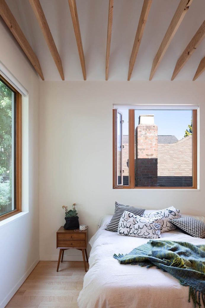 bedroom, Measured