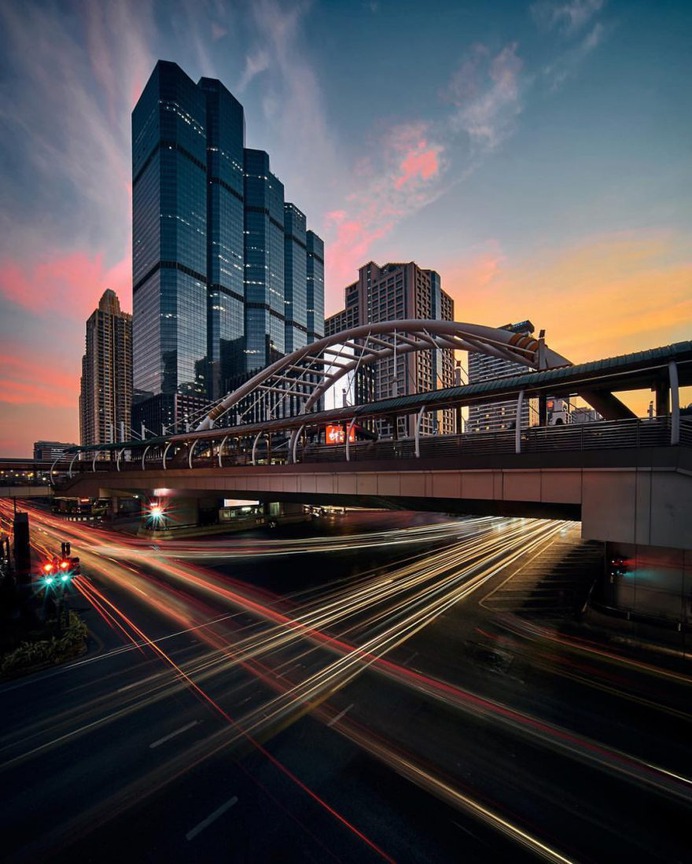 Wonderful Travel and Urban Photography by Karunchai Treetrong