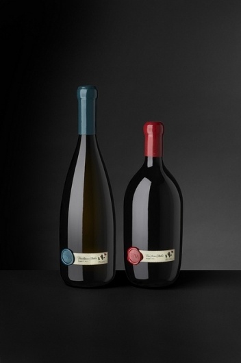 UNA | Flickr – Condivisione di foto! #bottle #packaging #wine #una #cibicworkshop #italy