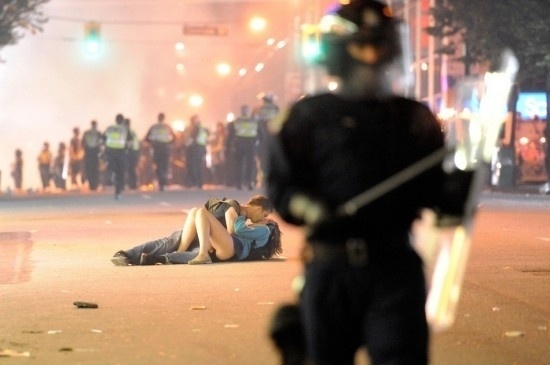 Most Powerful Photos Of 2011 – Fubiz™ #fubiz #photos #2011 #powerful