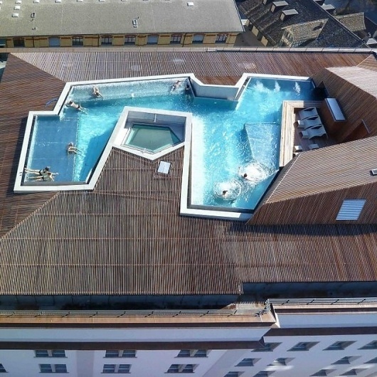Fancy - Thermalbad Zürich by Althammer Hochuli #pool #design #summer