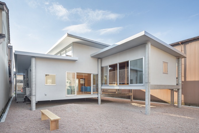 House in Takaoka by UNEMORI ARCHITECTS
