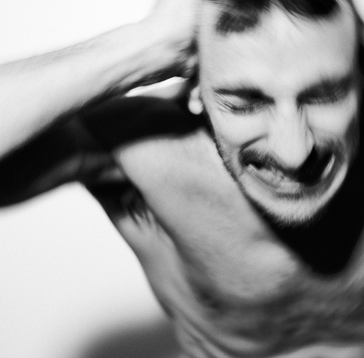1021_PBA4459bwB.jpg (JPEG Billede, 1417x1397 pixels) #male #photography #portrait