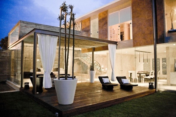 Visually Challenging No Matter What The Standpoint: ITA House, Mexico #volumes #architecture #residence #modern