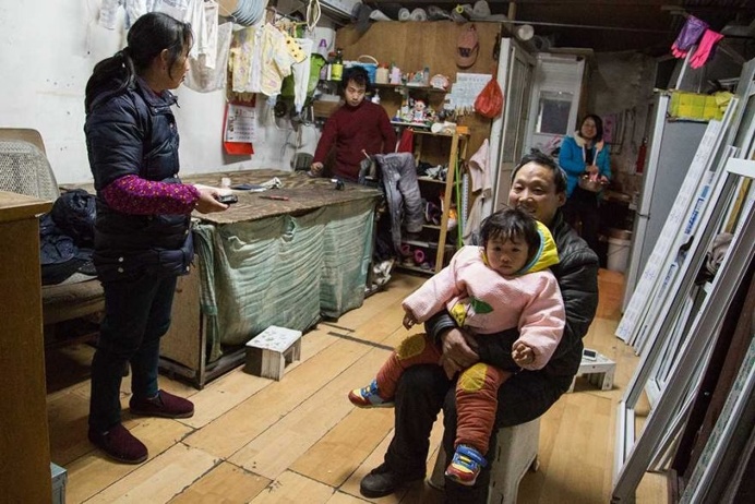 Symbiosis of Working and Living: Claustrophobic Homes of Beijing by Alina Fedorenko