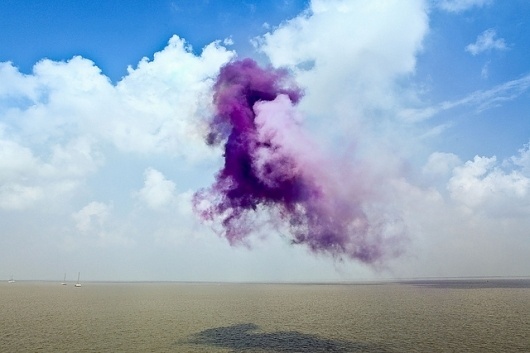雲·贰 | Flickr - Photo Sharing! #smoke #design #photography #purple #bomb