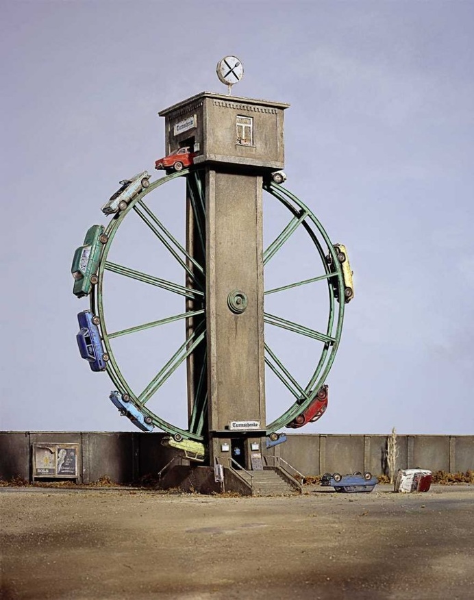 Small Worlds: Creative Miniature Scenes by Frank Kunert