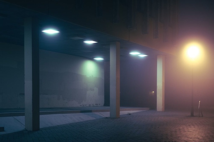 At Night: Urban Nightscape Photography by Andreas Levers
