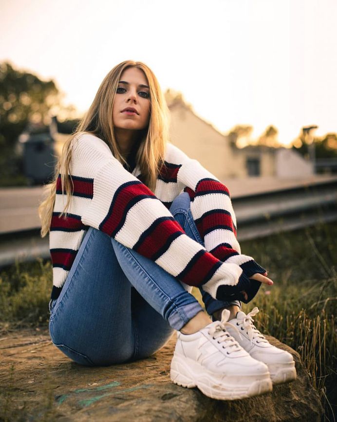 Gorgeous Beauty and Lifestyle Portrait Photography by Aitor Carrera