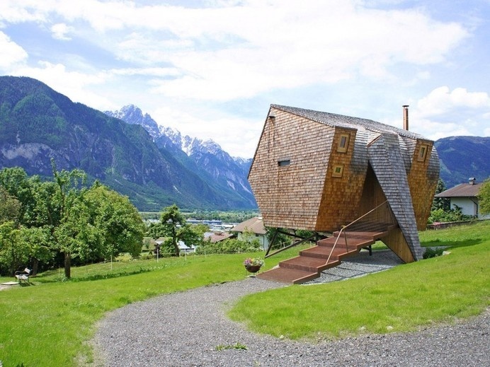 Ufogel Holiday House Floats Above the Meadows in Lienz, Austria