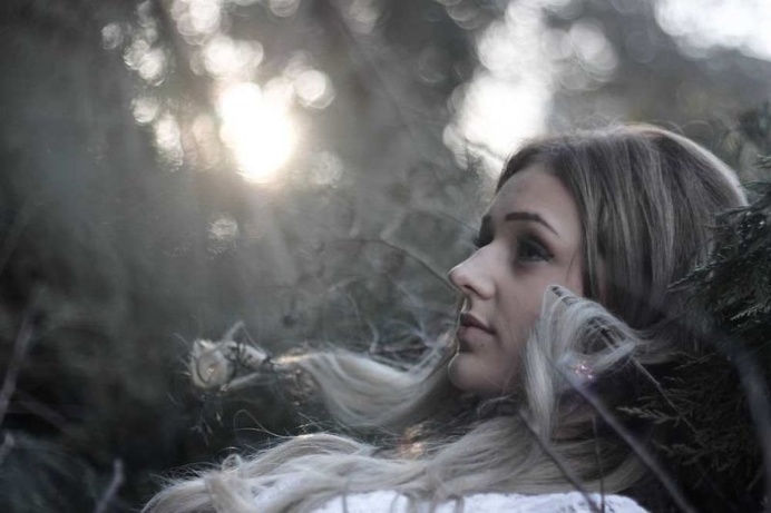 Emotional Portrait Photography by Jade Greenbrooke