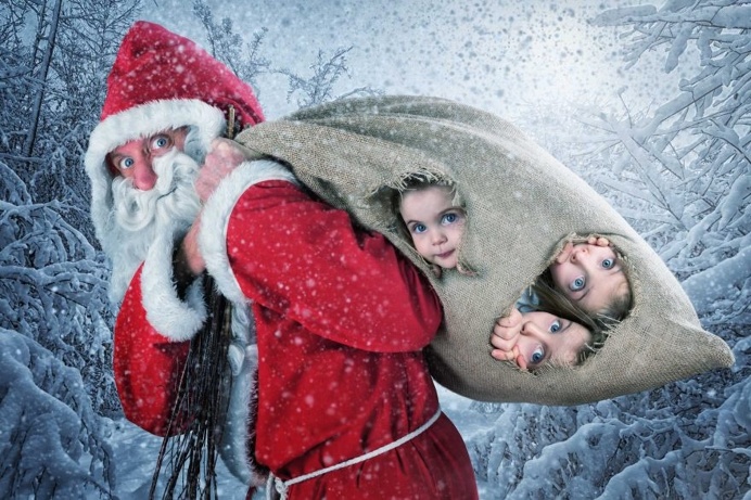 John Wilhelm Makes Cinematic and Humorous Photo Illustrations With His Three Daughters