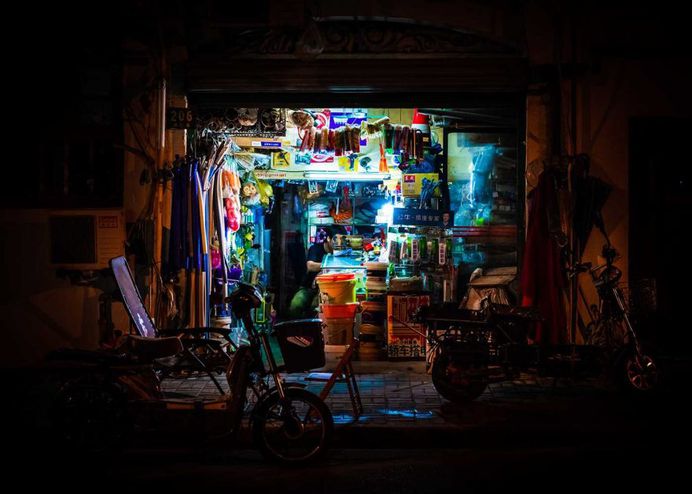 NightShift: Stunning Street Scenes of Shanghai at Night by Florian Mueller