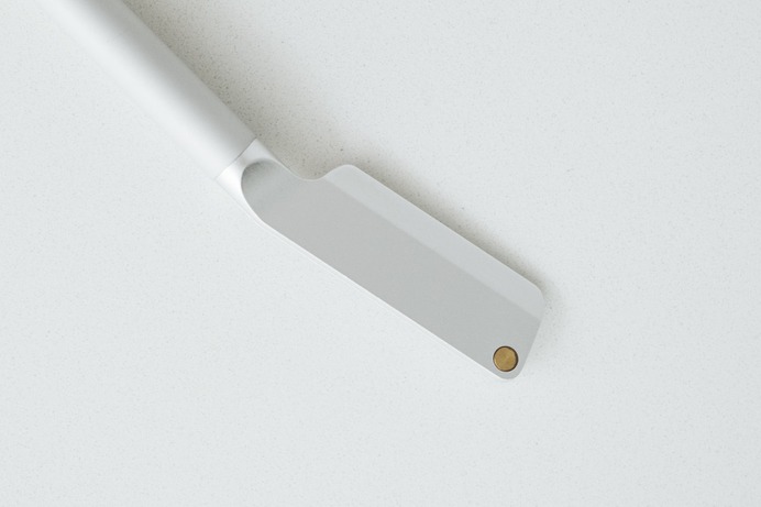 Angle Razor Review — Shaving never looked so good. minimalgoods