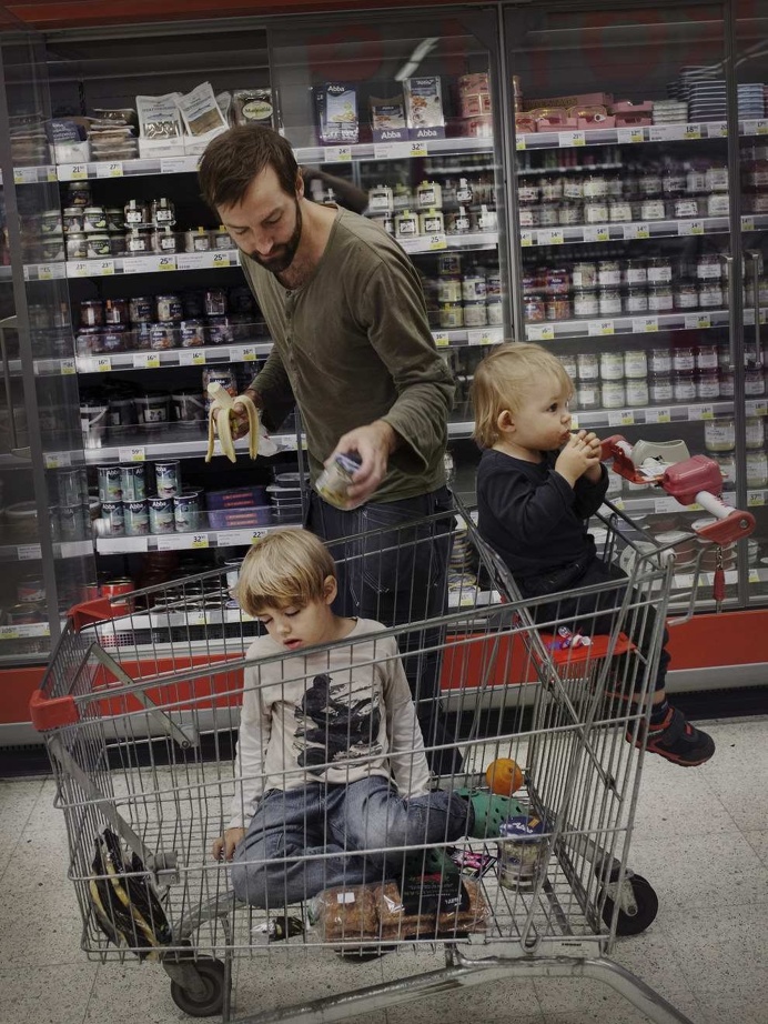 Swedish Dads: Johan Bävman Documents Stay-At-Home Dads And Their Kids
