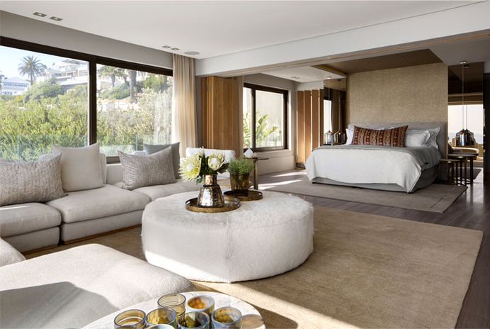 Luxury Holiday Retreat by ARRCC - InteriorZine