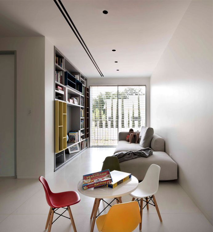 Aluminum Cladding House by Studio da Lange - #architecture, #house, #home, #decor, #interior, #homedecor,