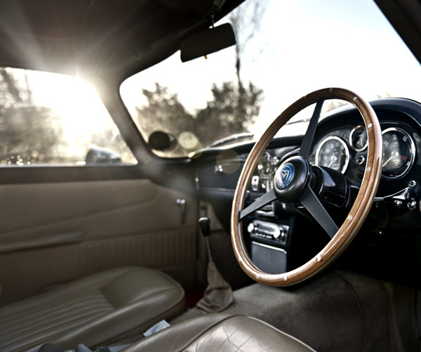 Aston Martin #photo #aston #martin