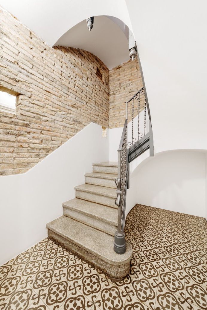 1930's Detached House Gets New Life with Major Rehabilitation 4