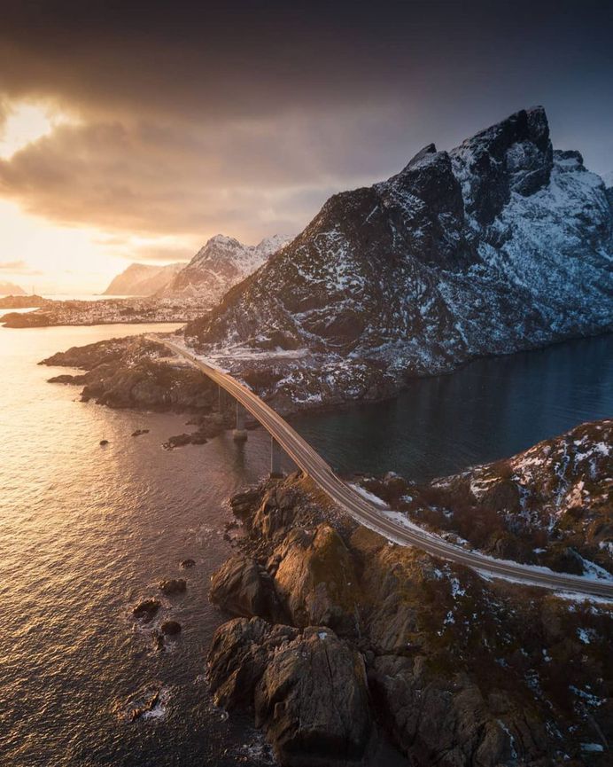 Stian Klo Captures The Most Beautiful Places in Lofoten Islands
