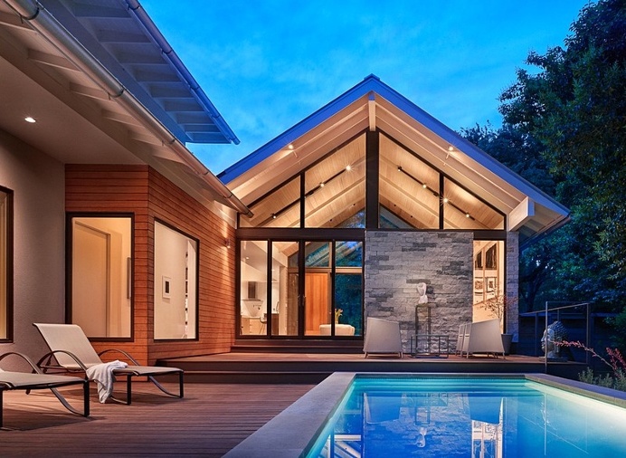 Collector's House in Sunset Valley / A Parallel Architecture