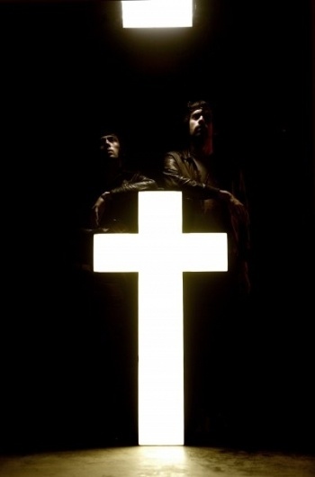 My Daily Amusement: 07/01/2009 - 08/01/2009 | Underground Music Blog | Concert Reviews | Music Playlists #justice #cross #photography #french #music