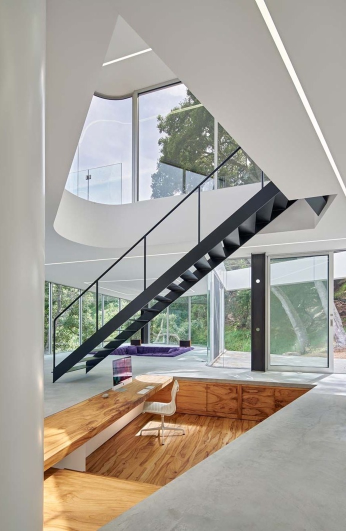 Cupertino Residence is a Single-Story House with a Rooftop Entrance 6