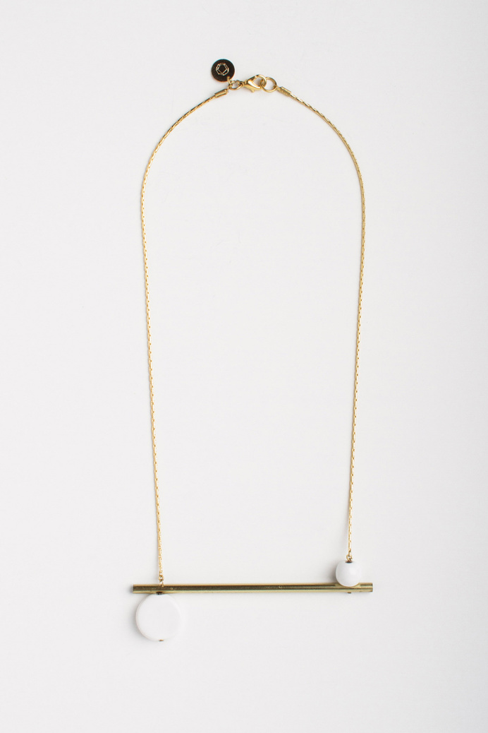 Pedrusco is a brand of minimal beautiful handcrafted design jewelery that works the enameled ceramics from Bilbao, Spain