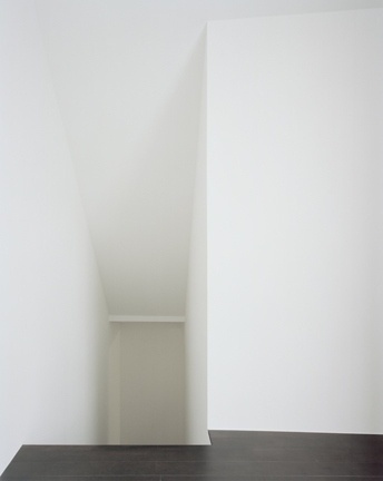 9.jpg 344×432 pixels #design #architecture #minimal #white
