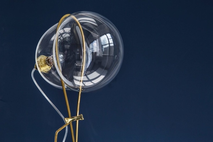 Le designer Ohad Benit bulle pas mal en ce moment - Zeutch
