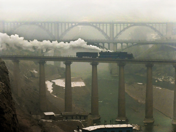 The three bridges #train #bridge #china