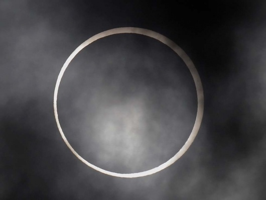 15 gran foto dell'eclissi solare Eclissi di sole anulare – Il Post #eclissis