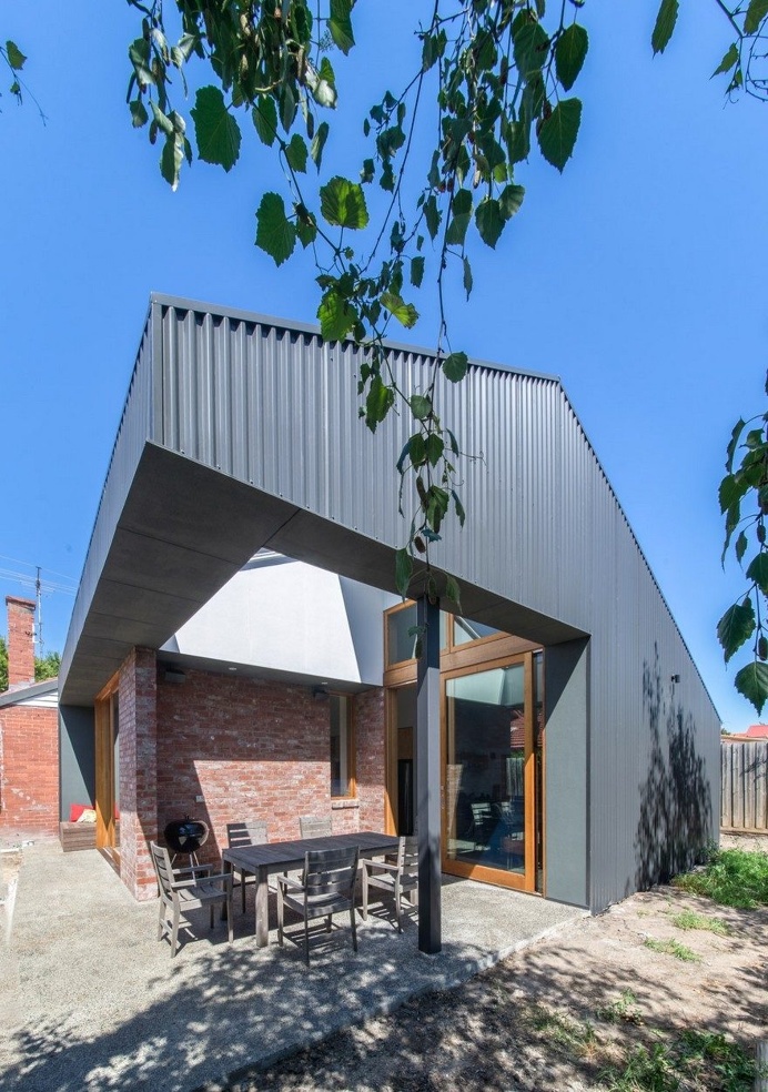 A Small 1930's Brick Bungalow Transformed into a Cozy Family Environment