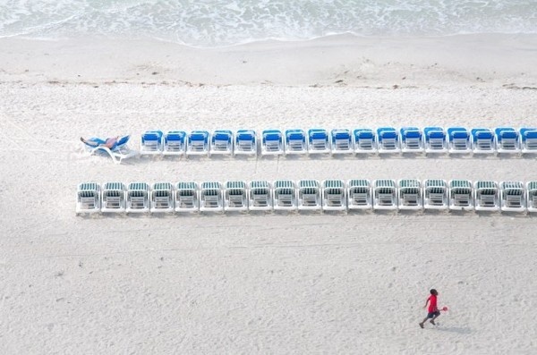 Lido Beach by Juliette Charvet #inspiration #photography #art #fine