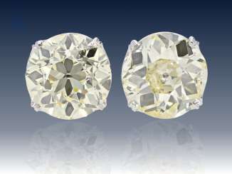 Ohrschmuck: äußerst wertvolle Ohrstecker mit sehr großen Altschliffbrillanten, ca.7,5-8ct