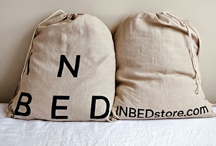 IN BED by Moffitt.Moffitt. #bag