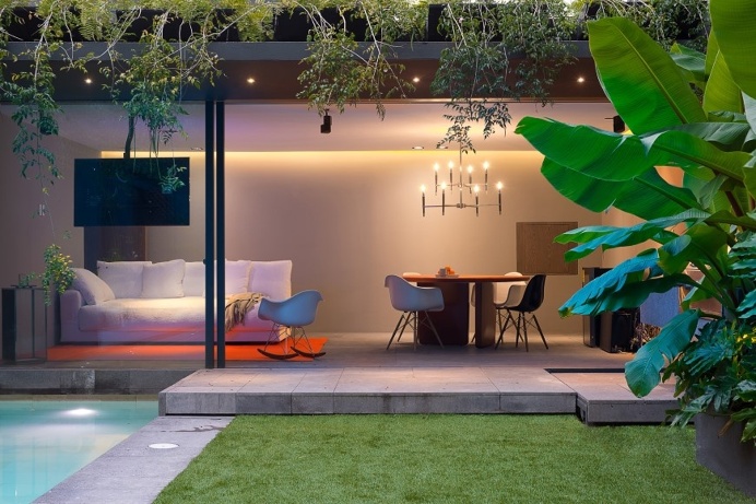 Barrancas House