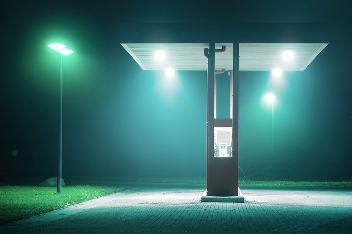 At Night: Urban Nightscape Photography by Andreas Levers