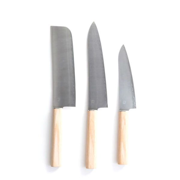 Yuki Kitchen Knife The Yuri Kitchen Knives are sleek and ergonomic, specially designed for daily use. They feature a thin blade that allows you to easily cut food with less force.