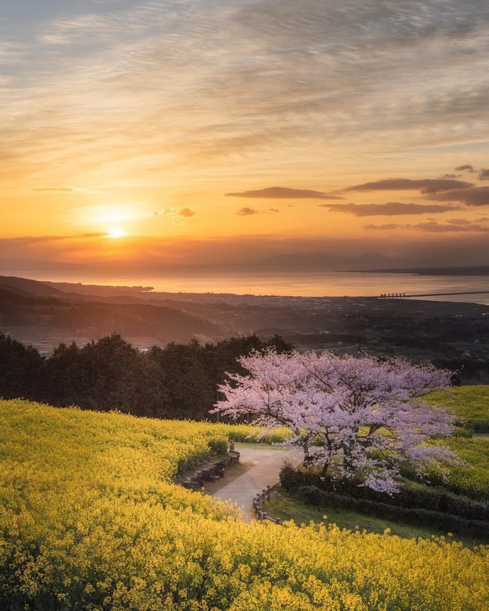 Magical Urban and Natural Landscapes in Japan by Hiroki Furukawa