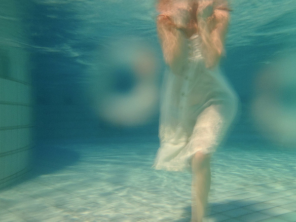 Ophelia #woman #wet #rimbaud #van #underwater #ophelia #photography #dreamy #arthur #undewater #baak #dress #raven